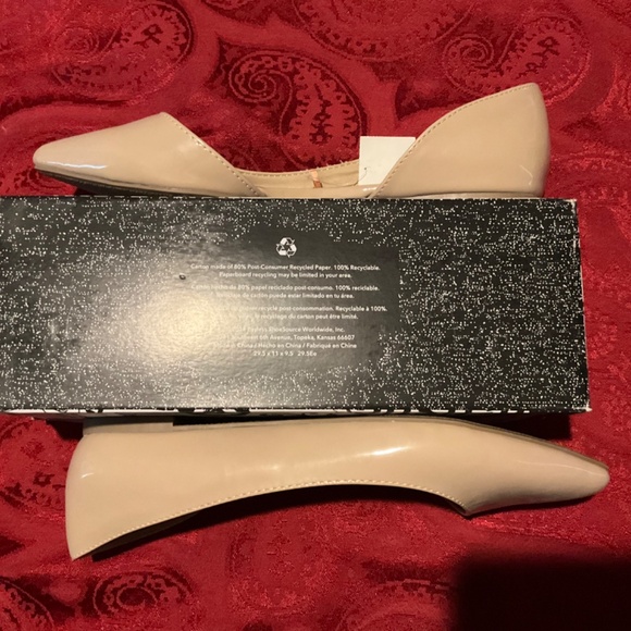 Payless Woman’s Brash Beige patent dressy/casual slip-on flats. Size 10W NWT - Picture 12 of 15